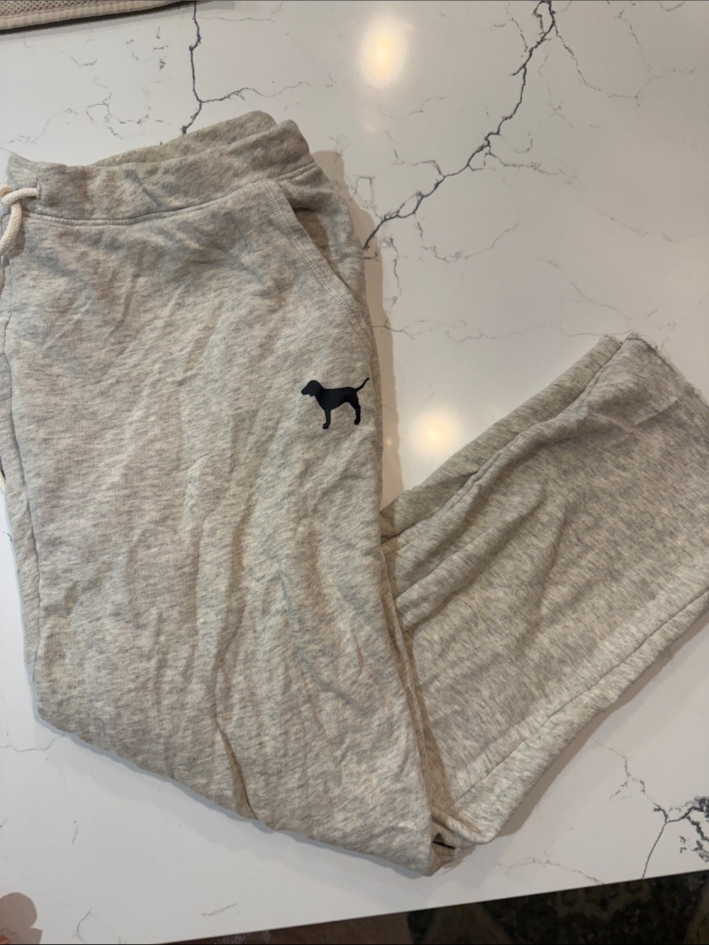 PINK Victoria's Secret Heather Gray Ankle Sweatpants with Black Dog Logo